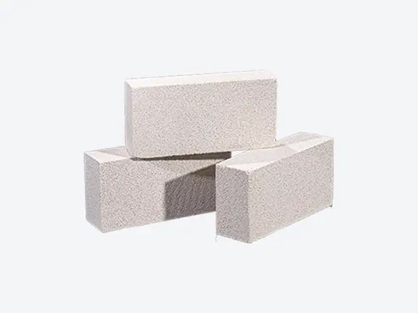 Lightweight high alumina bricks